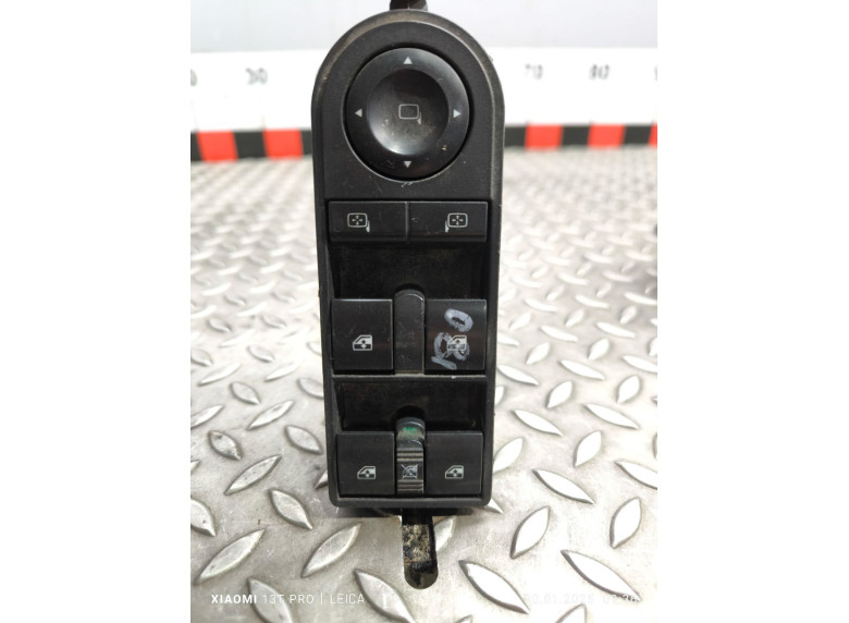 Блок управления стеклоподъемниками к Opel Astra, 2006г.
