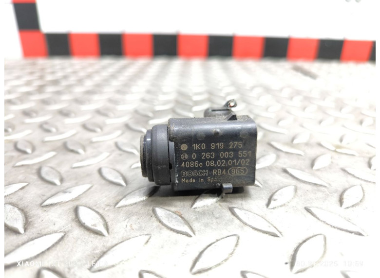 Датчик парктроника к Volkswagen Golf, 2006г.