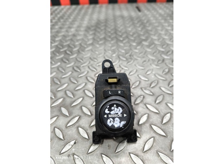 Джойстик регулировки зеркал к Hyundai i20
