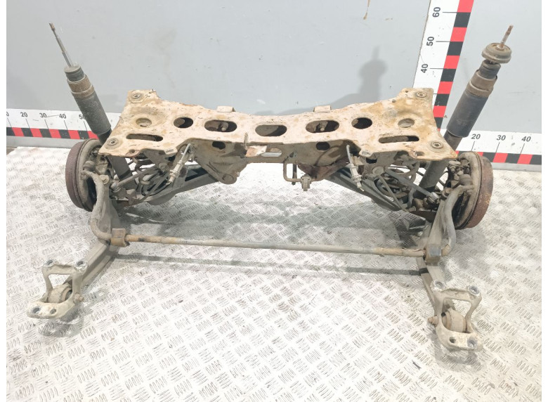 Балка подвески задняя к Peugeot 406, 2001г.