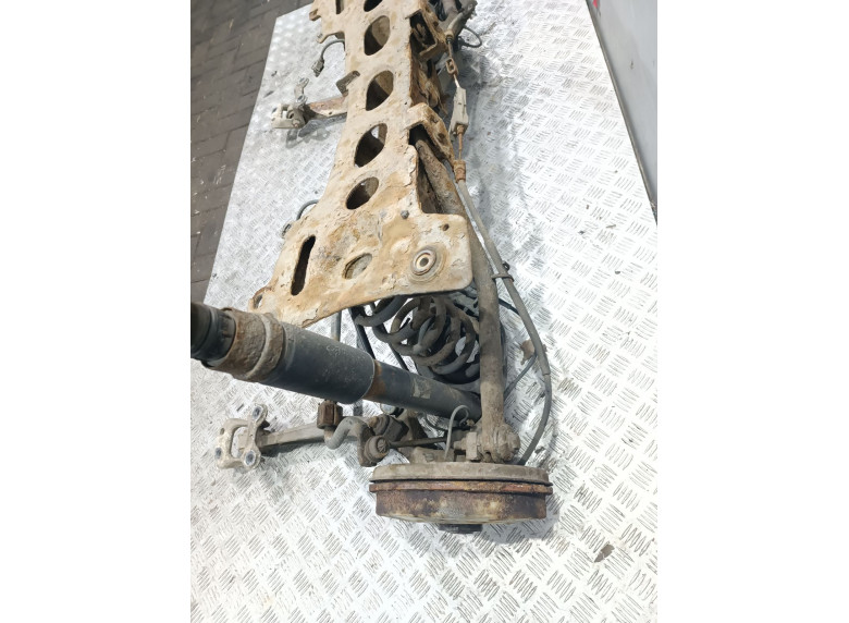 Балка подвески задняя к Peugeot 406, 2001г.