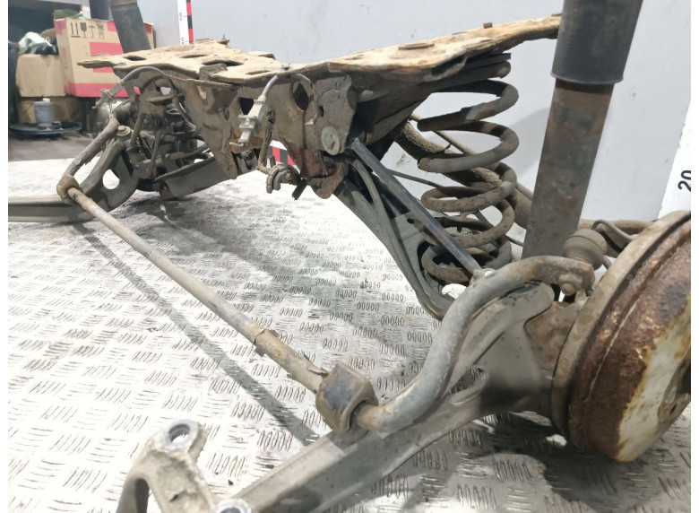 Балка подвески задняя к Peugeot 406, 2001г.
