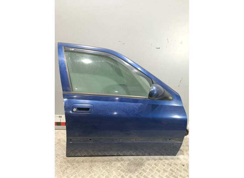 Дверь передняя правая к Peugeot 406, 2000г.