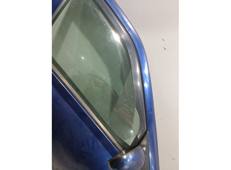 Дверь передняя правая к Peugeot 406, 2000г.