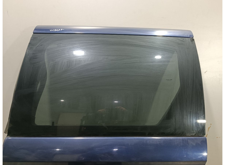 Стекло двери сдвижной к Chrysler Grand Voyager, 2003г.