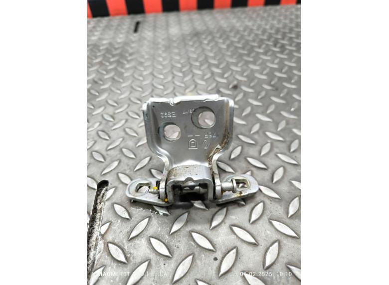 Петля двери задней правой к Renault Duster, 2017г.