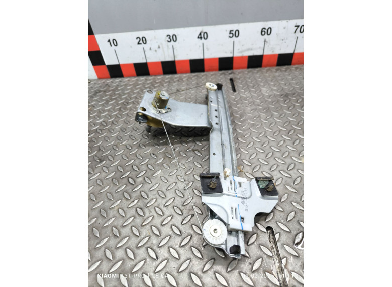 Стеклоподъемник задний правый к Renault Duster, 2017г.