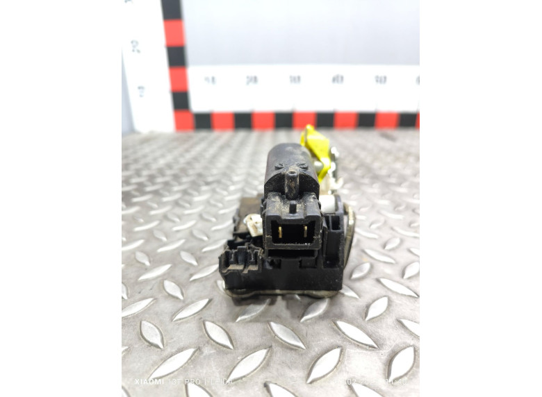 Замок двери передней правой к Renault Duster, 2017г.