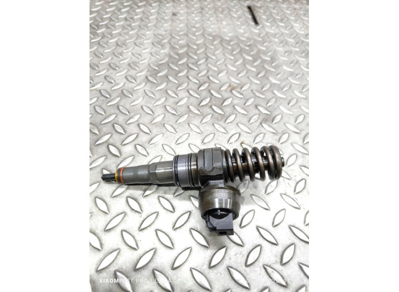 Форсунка к Volkswagen Passat, 2008г.