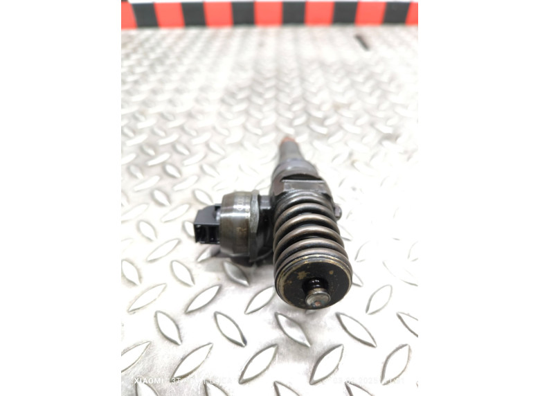 Форсунка к Volkswagen Passat, 2008г.