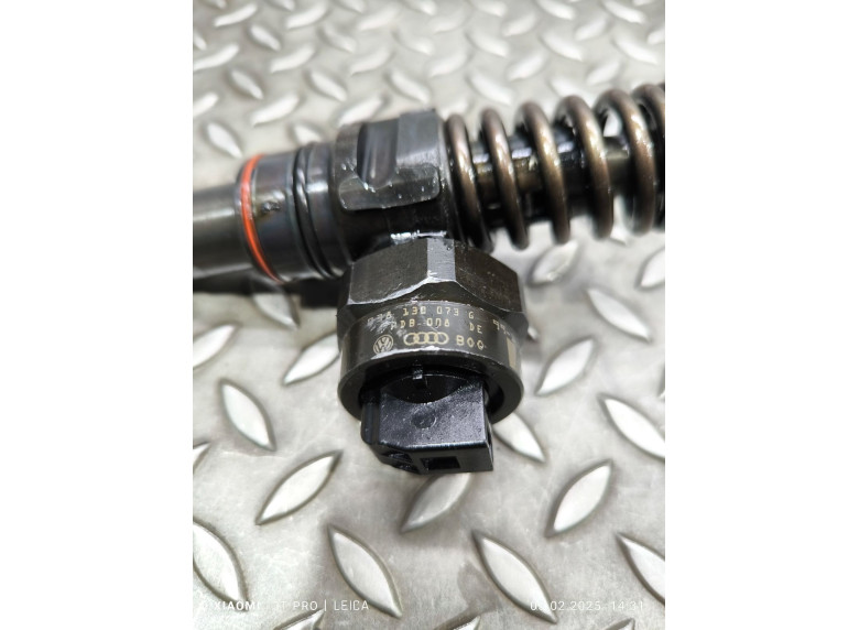 Форсунка к Volkswagen Passat, 2001г.