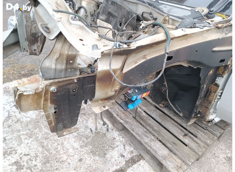 Лонжерон левый к Renault Duster undefined г.