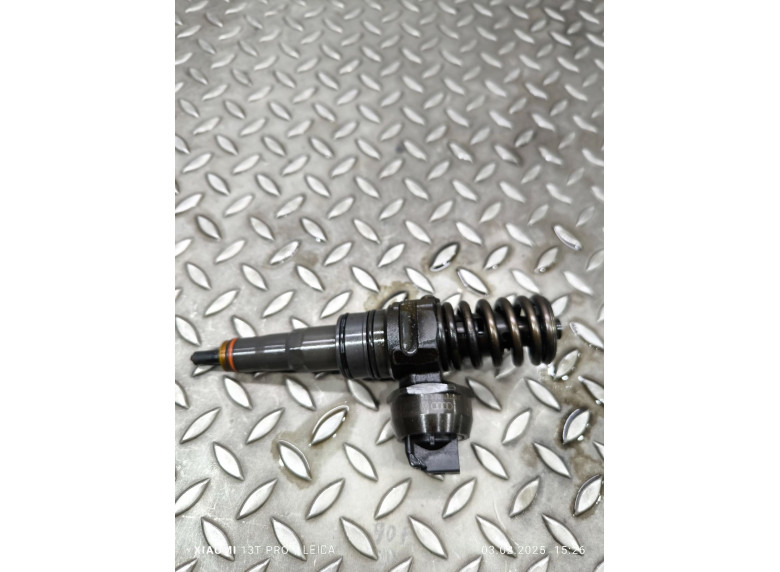 Форсунка к Volkswagen Passat, 2008г.