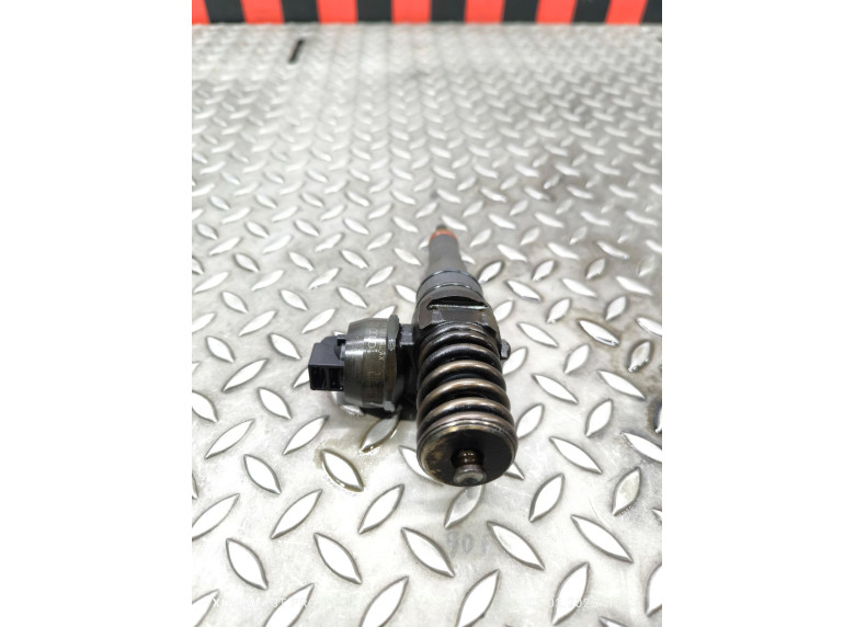 Форсунка к Volkswagen Passat, 2008г.