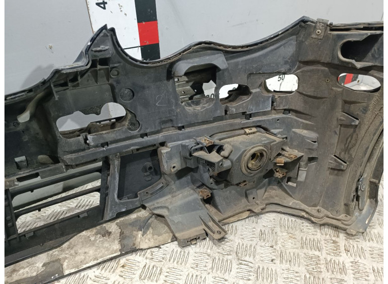 Бампер передний к Mercedes C W203, 2005г.