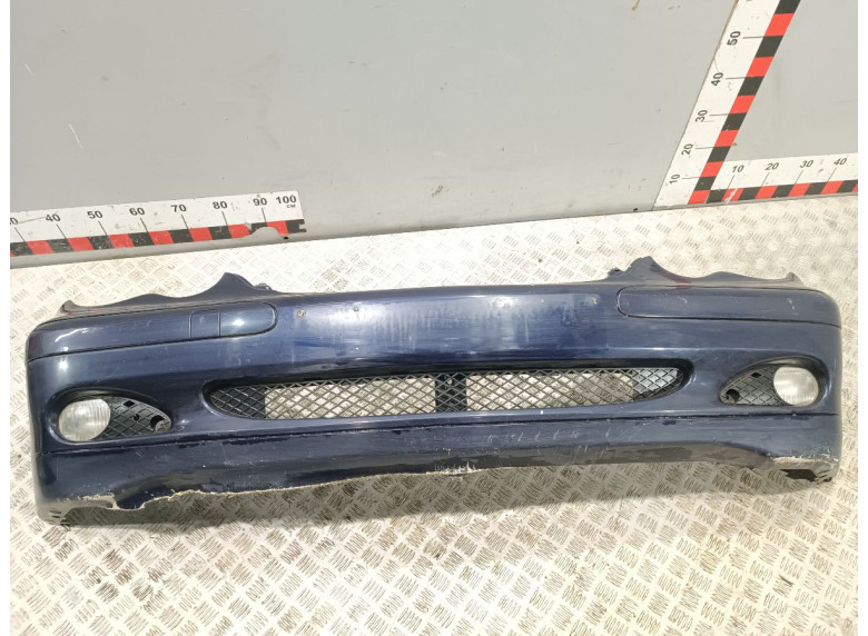 Бампер передний к Mercedes C W203, 2003г.
