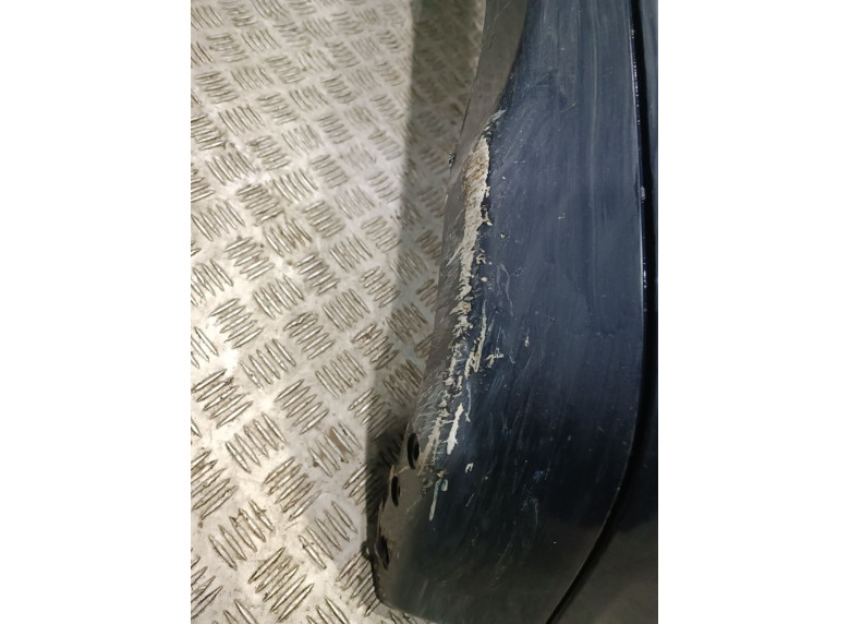 Бампер передний к Mercedes C W203, 2003г.