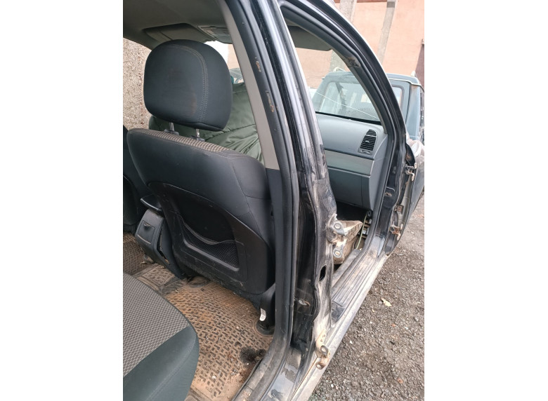 Стойка кузовная центральная правая к Geely Emgrand X7, 2015г.