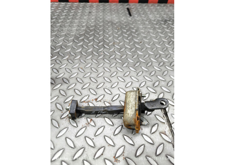 Ограничитель открывания двери к Geely Emgrand X7, 2014г.