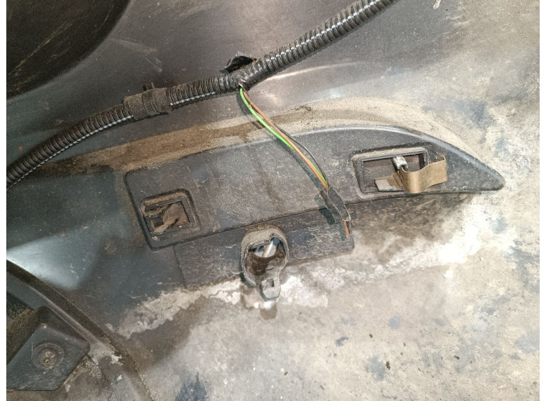 Катафот к Dacia Logan MCV Stepway, 2019г.