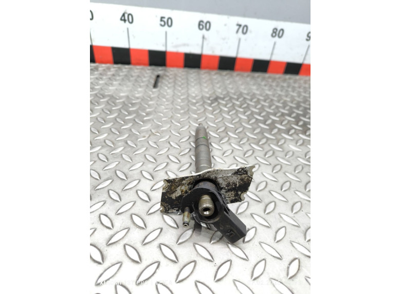 Форсунка к Volkswagen Passat, 2010г.