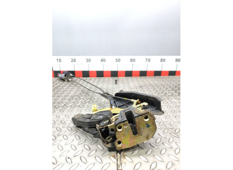 Замок двери задней правой к Geely SC7