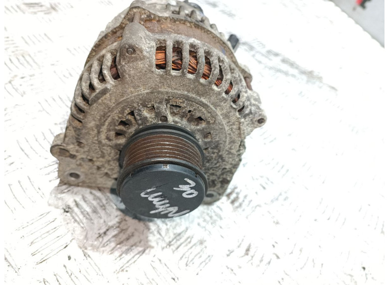 Генератор к Volkswagen Golf, 2001г.