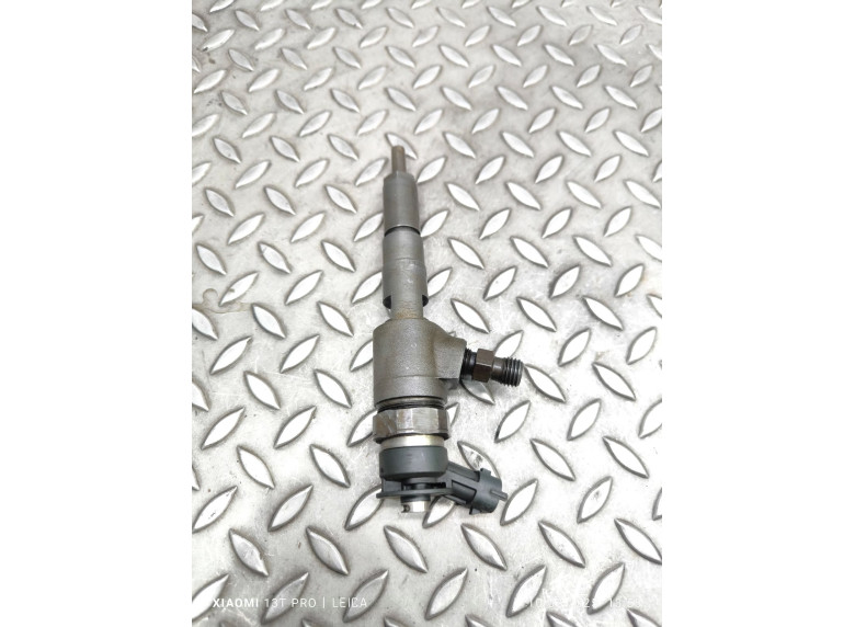 Форсунка к Peugeot 206, 2006г.