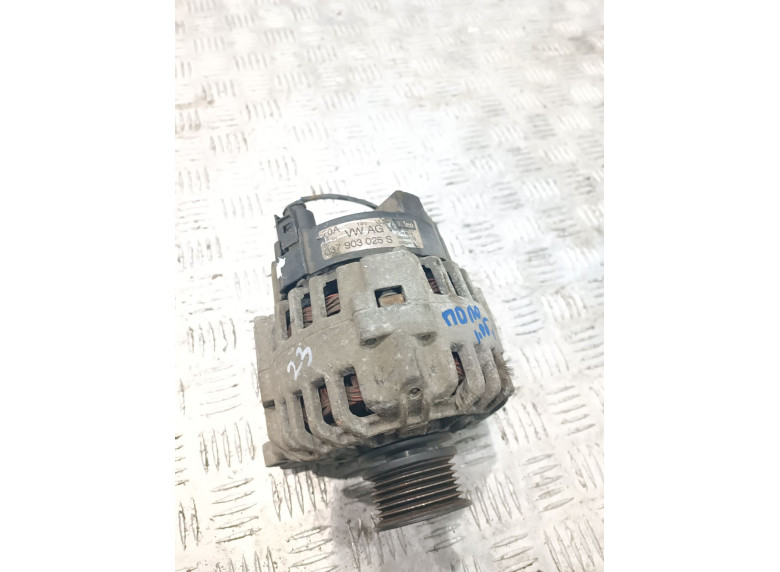 Генератор к Volkswagen Golf, 1999г.