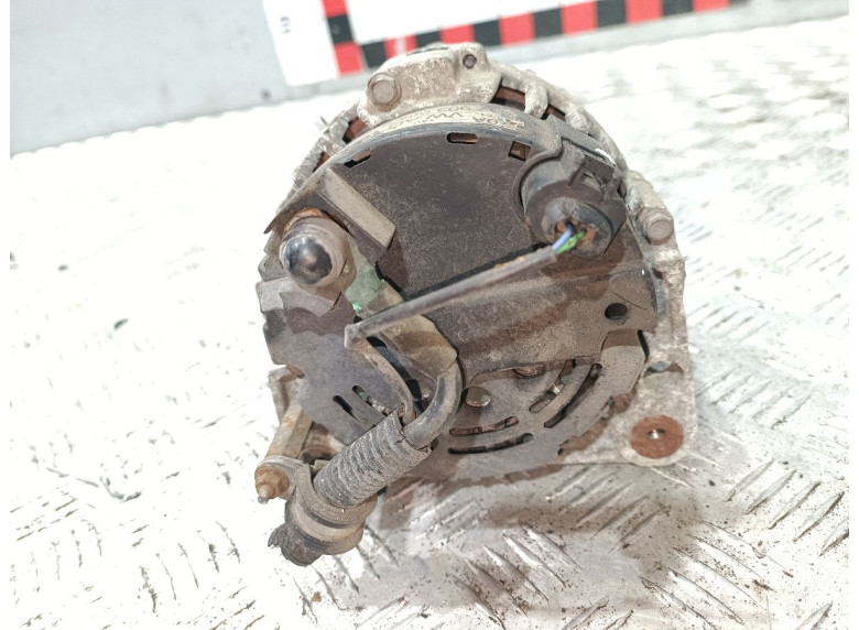 Генератор к Volkswagen Golf, 1999г.