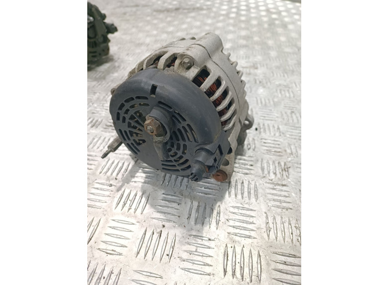 Генератор к Volkswagen Golf, 2000г.