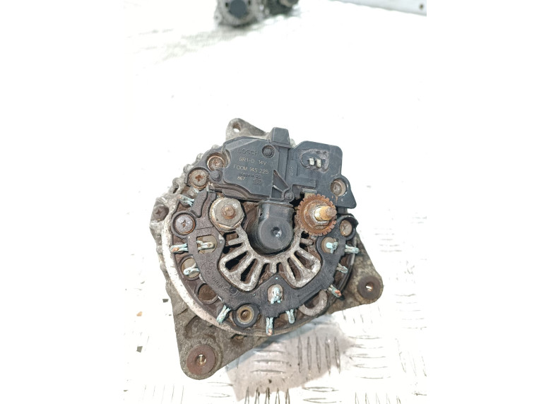 Генератор к Opel Vivaro, 2010г.