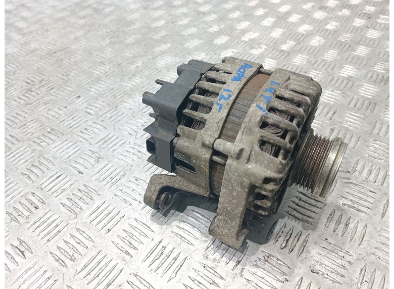 Генератор к Opel Astra, 2013г.