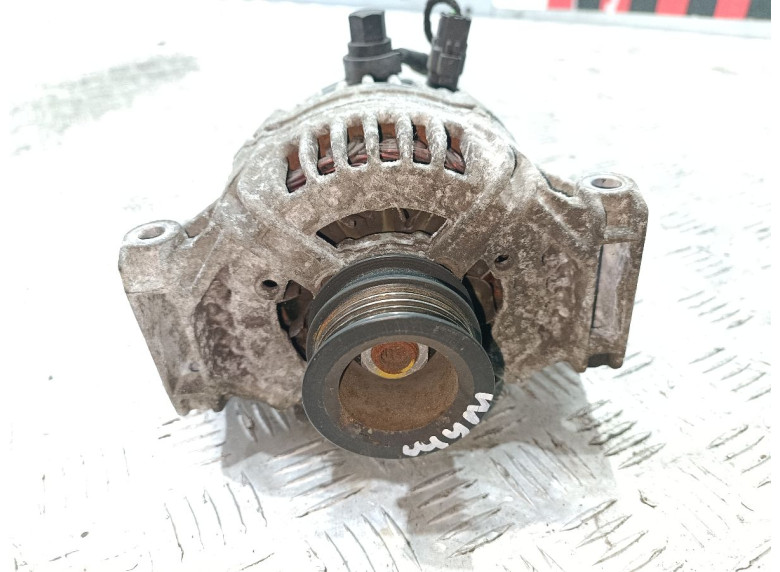 Генератор к Opel Vectra, 2003г.