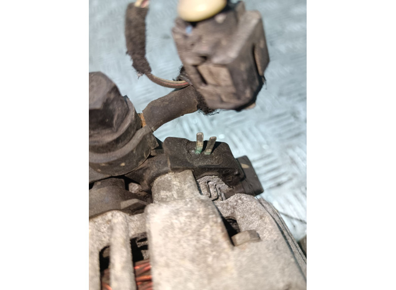 Генератор к Opel Vectra, 2004г.