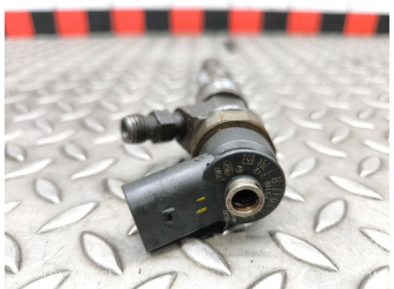 Форсунка к BMW 5 E60/E61, 2005г.