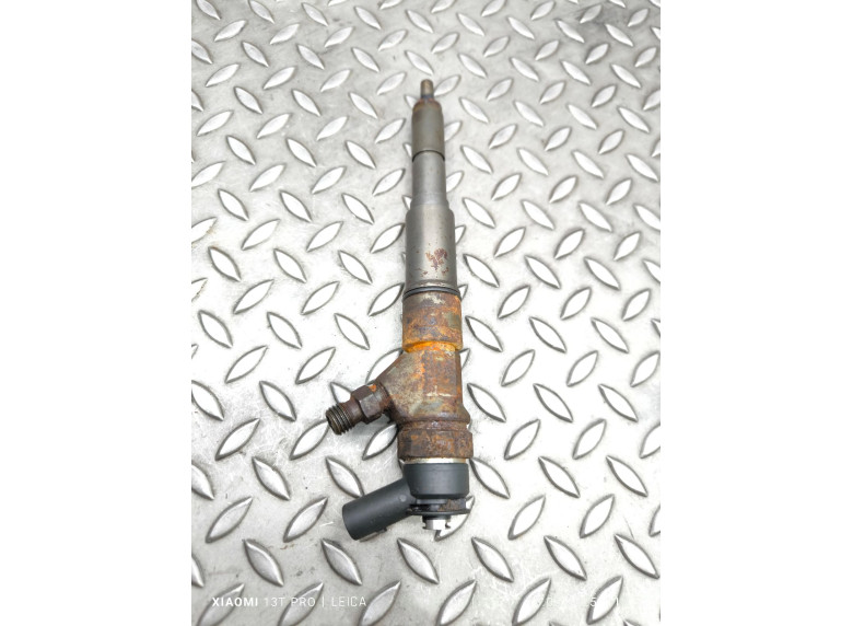 Форсунка к BMW 5 E60/E61, 2005г.