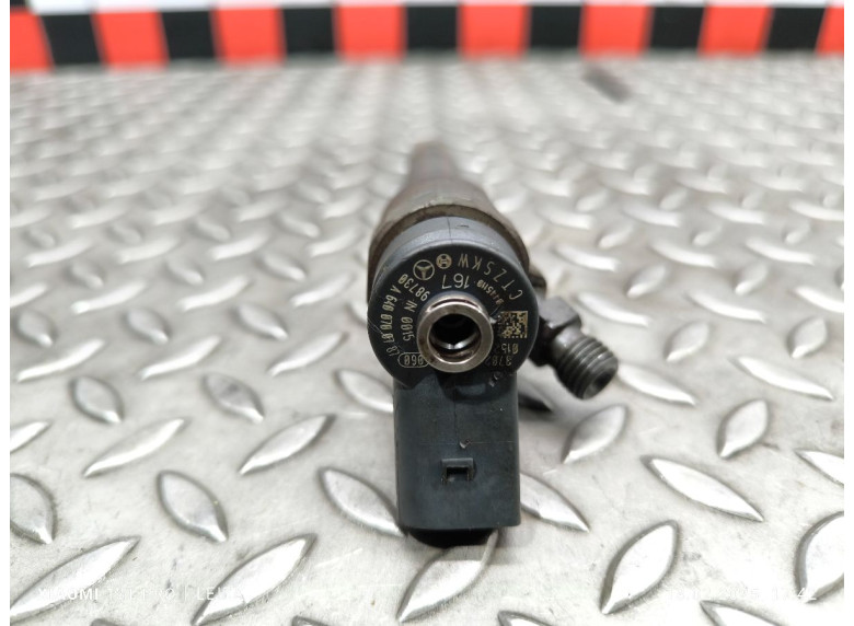 Форсунка к Mercedes B W245, 2007г.