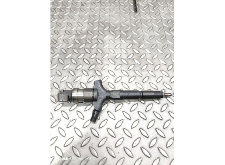 Форсунка к Opel Vectra, 2003г.