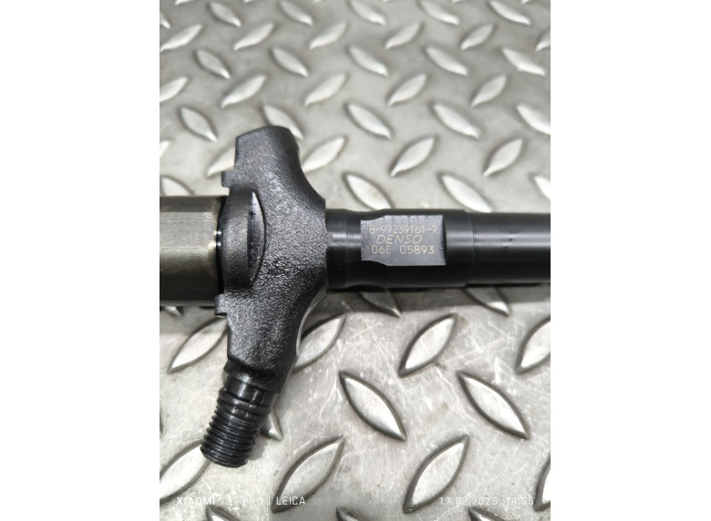 Форсунка к Opel Vectra, 2003г.