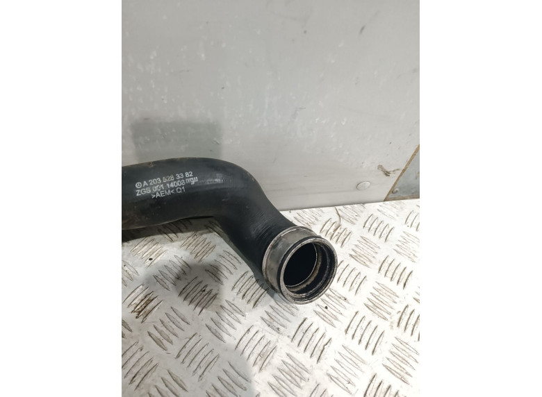 Патрубок интеркулера к Mercedes C W203, 2004г.