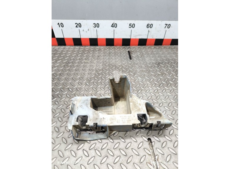 Кронштейн крепления бампера переднего к Кронштейн крепления бампера переднего к Peugeot Expert undefined г. Expert