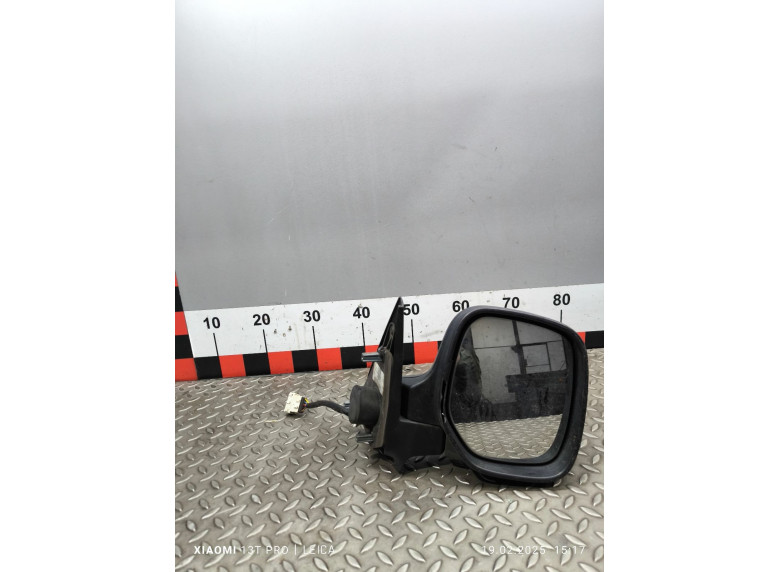 Зеркало наружное правое к Citroen Berlingo, 2003г.