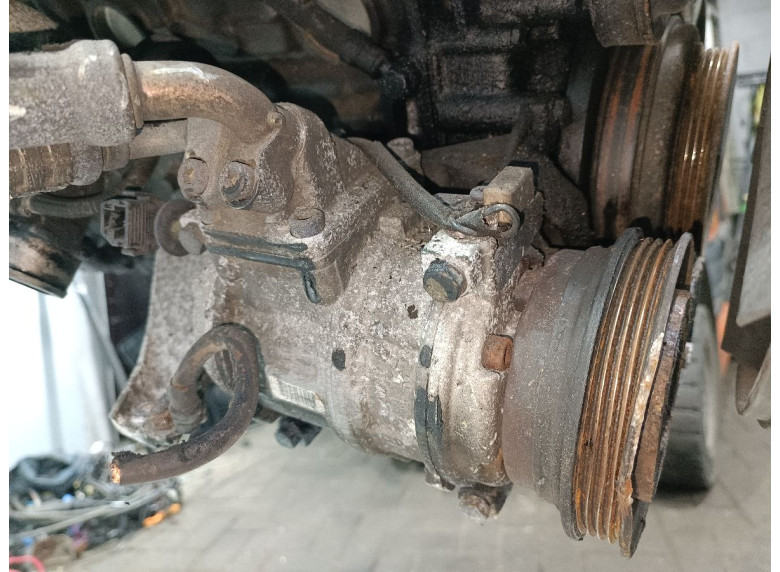 Компрессор кондиционера к BMW 5 E34, 1995г.