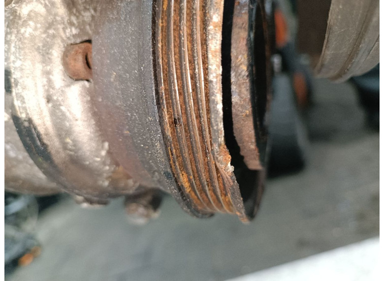 Компрессор кондиционера к BMW 5 E34, 1995г.