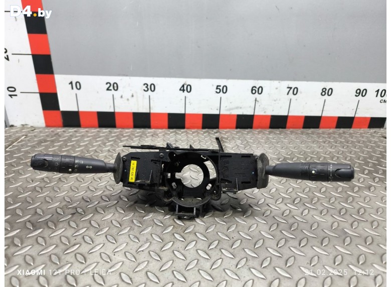 Переключатель подрулевой (стрекоза) к Peugeot 406 undefined г.