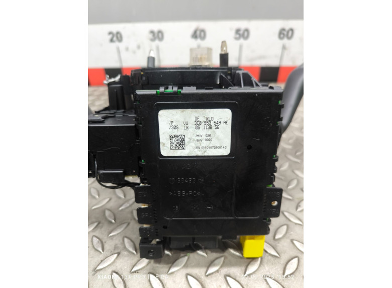 Переключатель подрулевой (стрекоза) к Volkswagen Passat, 2007г.