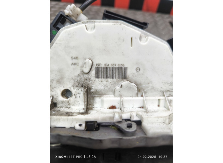 Замок двери передней левой к Skoda Fabia, 2013г.