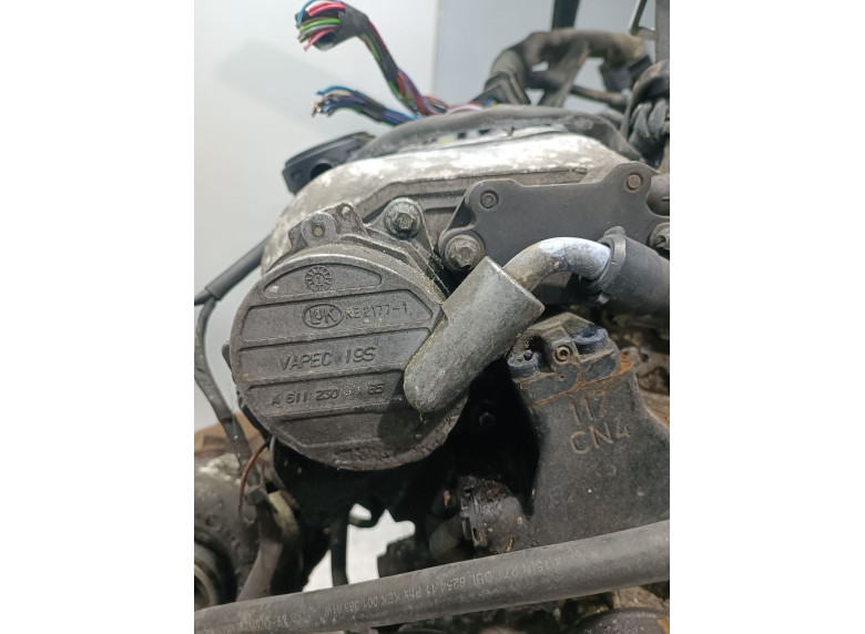 Насос вакуумный к Mercedes C W203, 2004г.