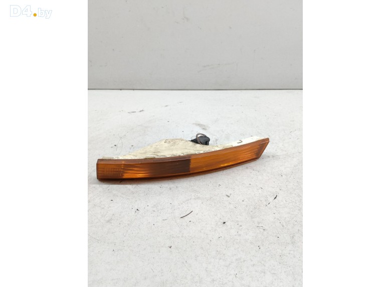 Поворотник правый к Volkswagen Passat undefined г.